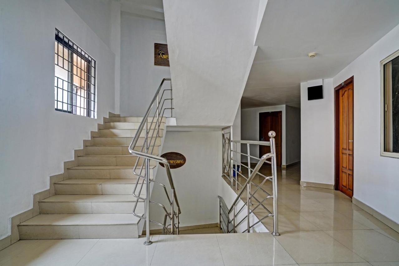 Collection O Aramam Executive Inn Kochi Exterior photo