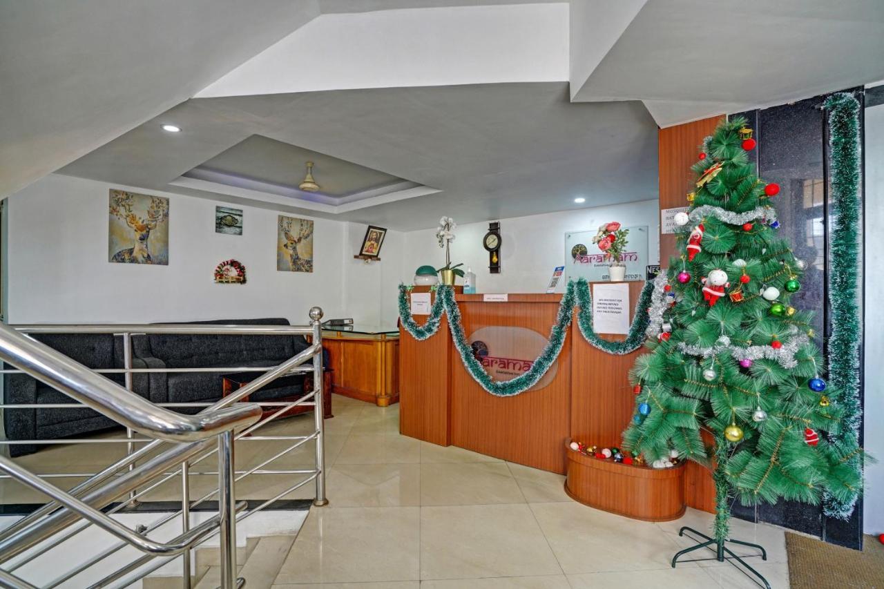Collection O Aramam Executive Inn Kochi Exterior photo