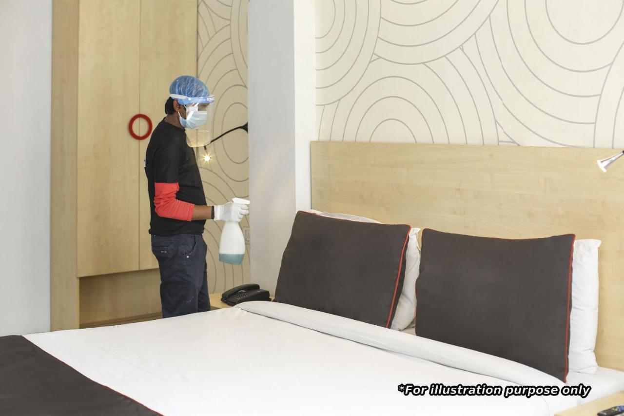 Collection O Aramam Executive Inn Kochi Exterior photo
